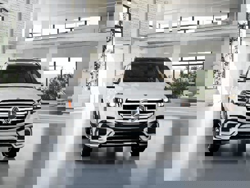 New 2026 Mercedes-Benz GLS 580 4MATIC image 8