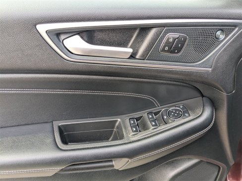 Used 2024 Ford Edge Titanium image 14