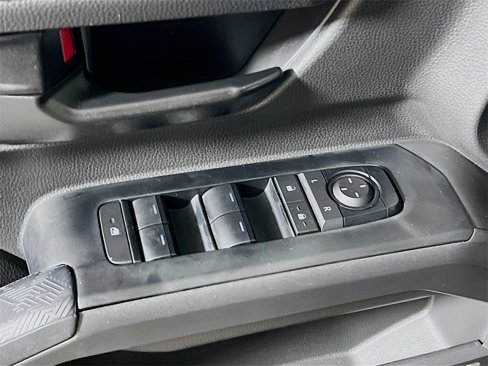 Certified 2025 Toyota Tacoma SR5 image 17