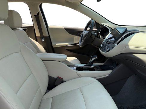 Used 2024 Chevrolet Malibu LT image 14