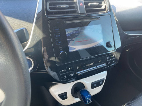 Used 2017 Toyota Prius Two image 16