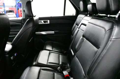 Used 2024 Ford Explorer Limited image 12