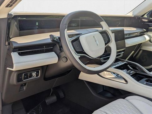 New 2025 Lincoln Nautilus Black Label image 3