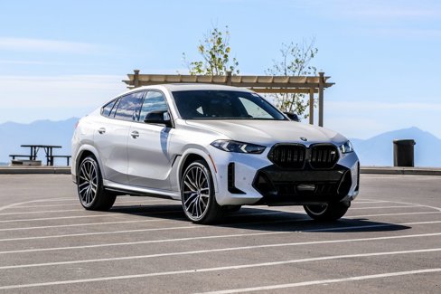 New 2026 BMW X6 M60i image 7