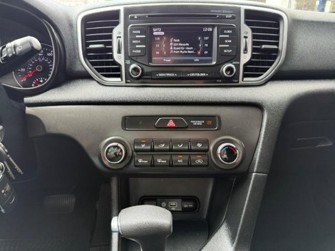 Used 2019 Kia Sportage LX image 25