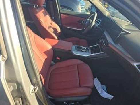 Used 2025 BMW 330i xDrive Sedan image 5