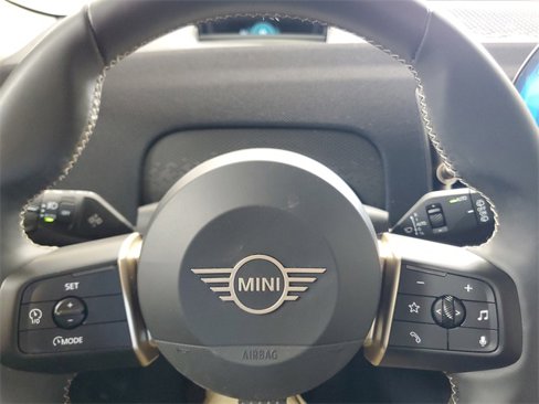 Certified 2025 MINI Cooper Countryman S image 17
