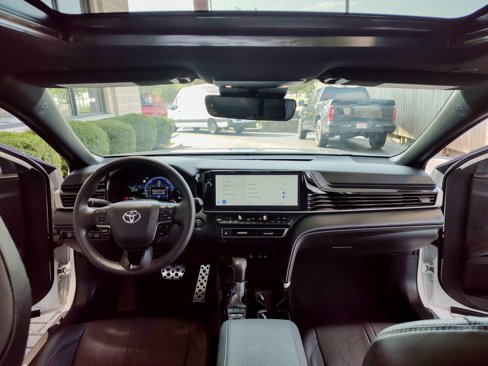 Used 2025 Toyota Camry XSE image 6