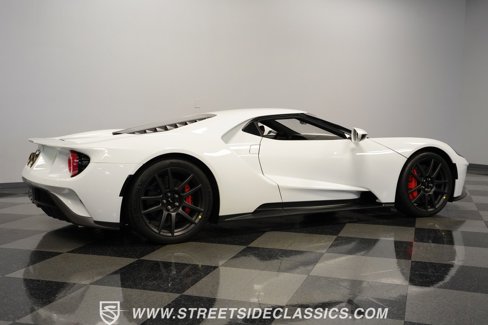 Used 2017 Ford GT image 13