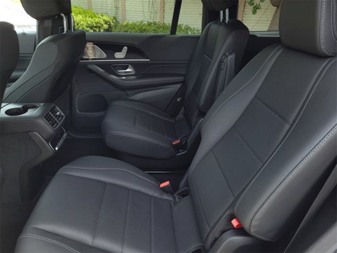 Used 2023 Mercedes-Benz GLS 450 4MATIC image 13