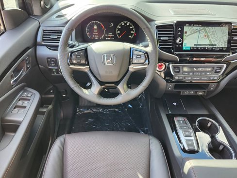 New 2026 Honda Ridgeline Black Edition image 8