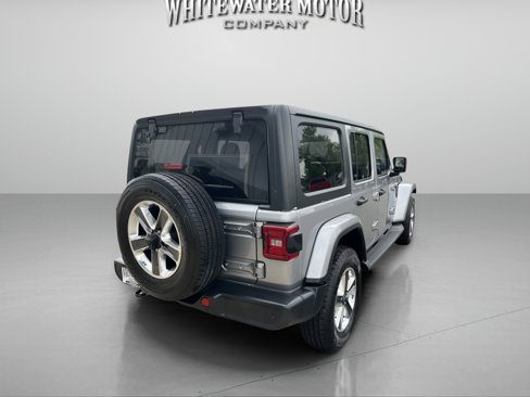 Used 2019 Jeep Wrangler Unlimited Sahara w/ Safety Group image 5