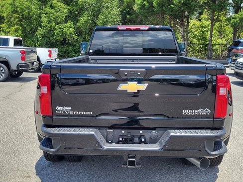 New 2025 Chevrolet Silverado 3500 High Country w/ High Country Premium Package image 3