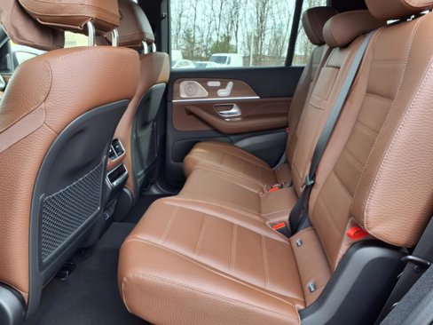 New 2025 Mercedes-Benz GLS 450 4MATIC image 7