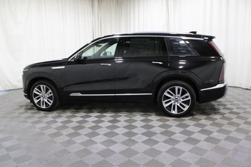 New 2026 Cadillac Vistiq Luxury w/ LPO, Floor Liner Package image 31