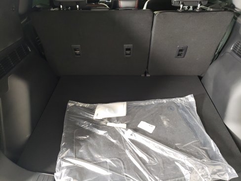 Used 2025 Ford Escape ST-Line Elite w/ Premium Technology Package image 13