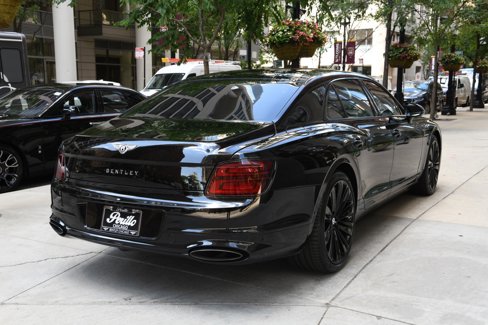 Used 2024 Bentley Flying Spur W12 image 7