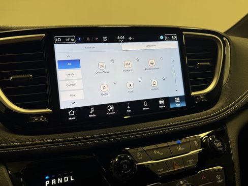 New 2026 Chrysler Pacifica Limited w/ S Appearance Package image 30