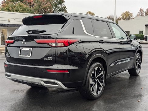 New 2025 Mitsubishi Outlander SEL image 3