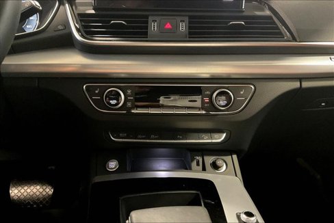 Certified 2025 Audi Q5 2.0T Premium image 32