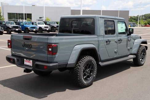 New 2025 Jeep Gladiator Sport image 6