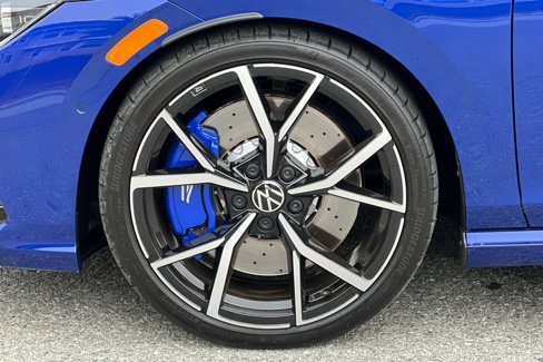 Used 2024 Volkswagen Golf R image 27