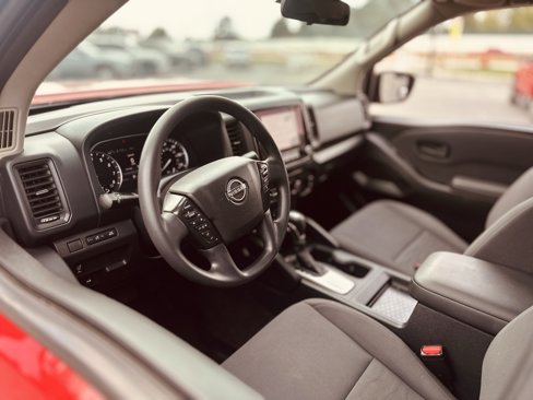 Used 2022 Nissan Frontier S w/ Technology Package image 13