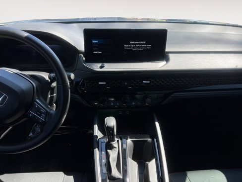 Used 2024 Honda Accord EX-L image 11