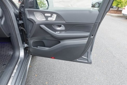 New 2025 Mercedes-Benz GLS 450 4MATIC image 21