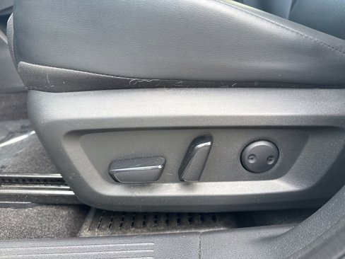 Used 2022 Nissan Rogue SV w/ SV Premium Package image 24