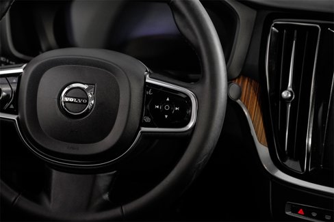 Used 2024 Volvo S60 B5 Plus image 15