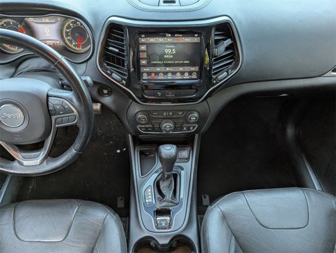 Used 2020 Jeep Cherokee Limited image 7