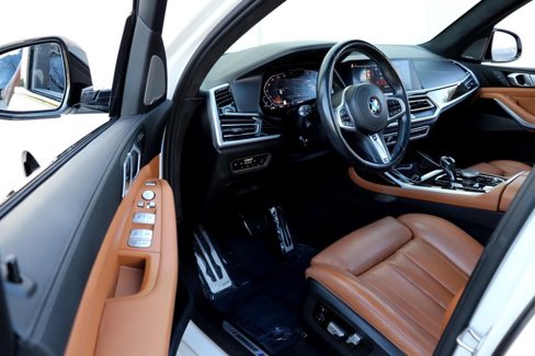 Used 2021 BMW X7 xDrive40i w/ M Sport Package image 16
