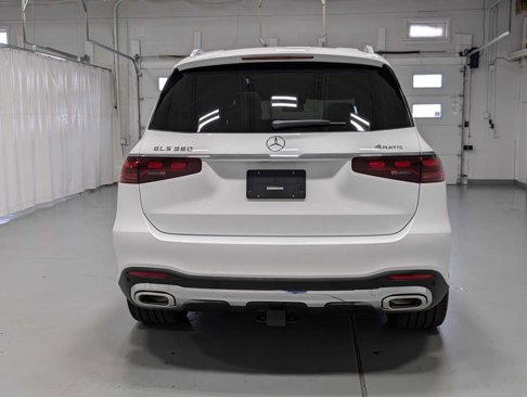 New 2026 Mercedes-Benz GLS 580 4MATIC image 8