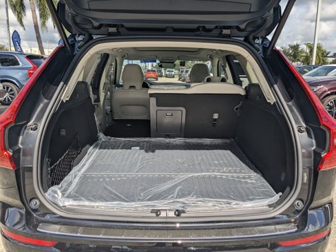 New 2025 Volvo XC60 T8 Plus w/ Protection Package Premier image 13