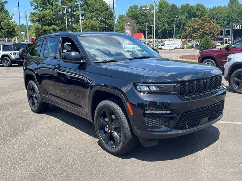 New 2025 Jeep Grand Cherokee Limited image 3