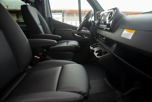 Used 2025 Mercedes-Benz Sprinter 2500 image 29