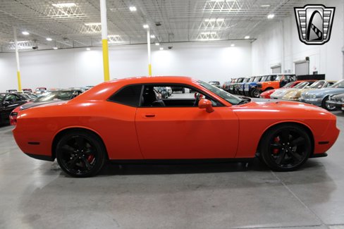 Used 2009 Dodge Challenger SRT8 image 5