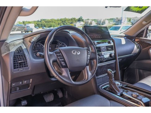 Used 2022 INFINITI QX80 Luxe w/ Cargo Package image 11