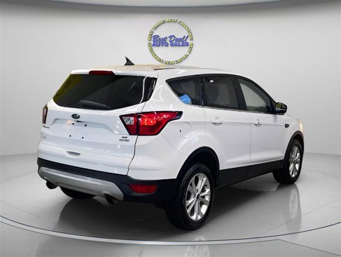 Used 2019 Ford Escape SE image 6