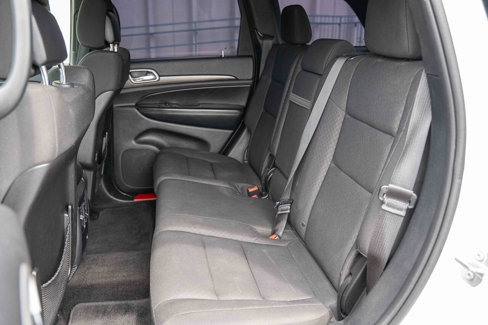 Used 2018 Jeep Grand Cherokee Laredo image 7