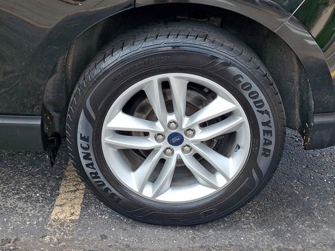 Used 2016 Ford Edge SEL image 10