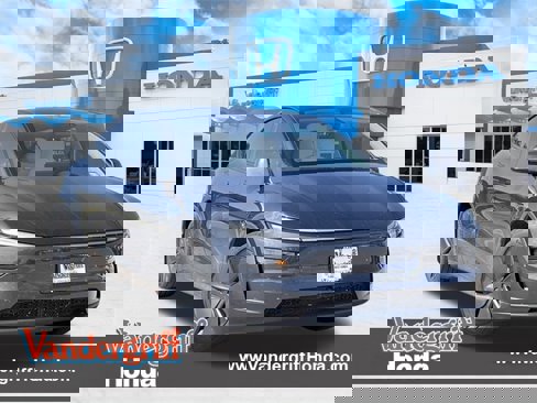 Used 2026 Tesla Model Y Long Range image 1
