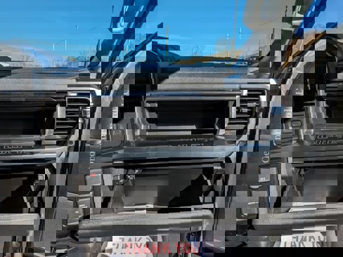 New 2025 Ford F350 Lariat w/ Chrome Package image 20