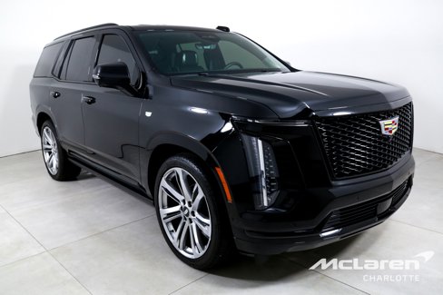 Used 2025 Cadillac Escalade Sport Platinum image 3