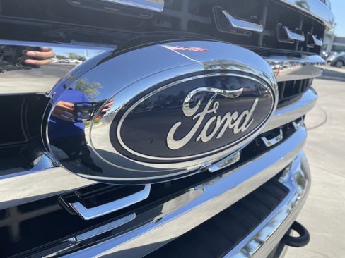 New 2025 Ford F350 Lariat w/ Lariat Ultimate Package image 31