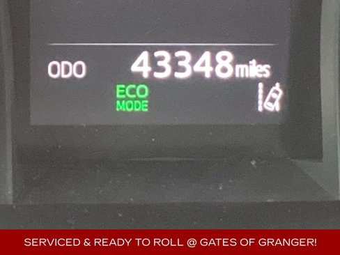 Used 2024 Toyota Camry LE image 4