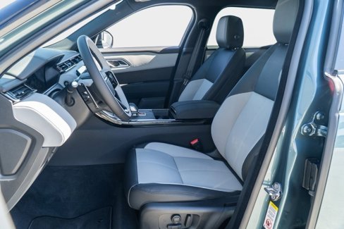 New 2026 Land Rover Range Rover Velar Dynamic SE image 15