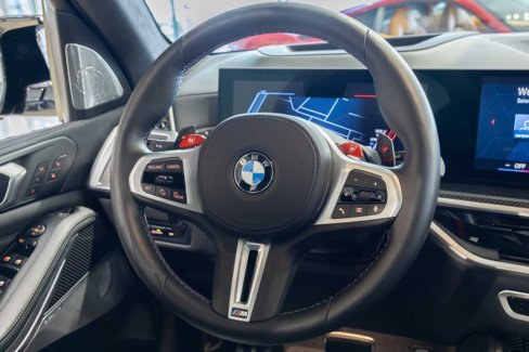 Used 2024 BMW X5 M Competition w/ Executive Package image 21