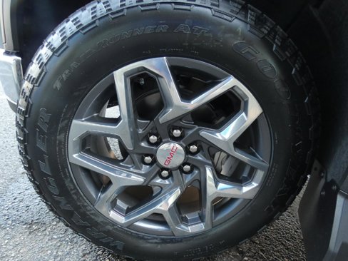 New 2026 GMC Sierra 1500 SLT w/ SLT Premium Plus Package image 8